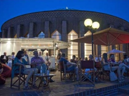 Фото: Tonhallen Terrasse