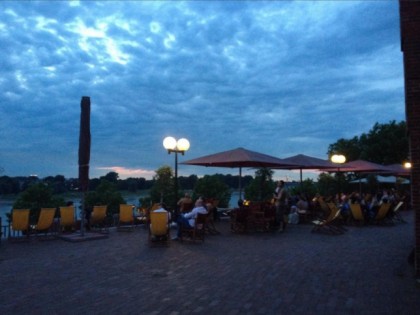 Фото: Tonhallen Terrasse